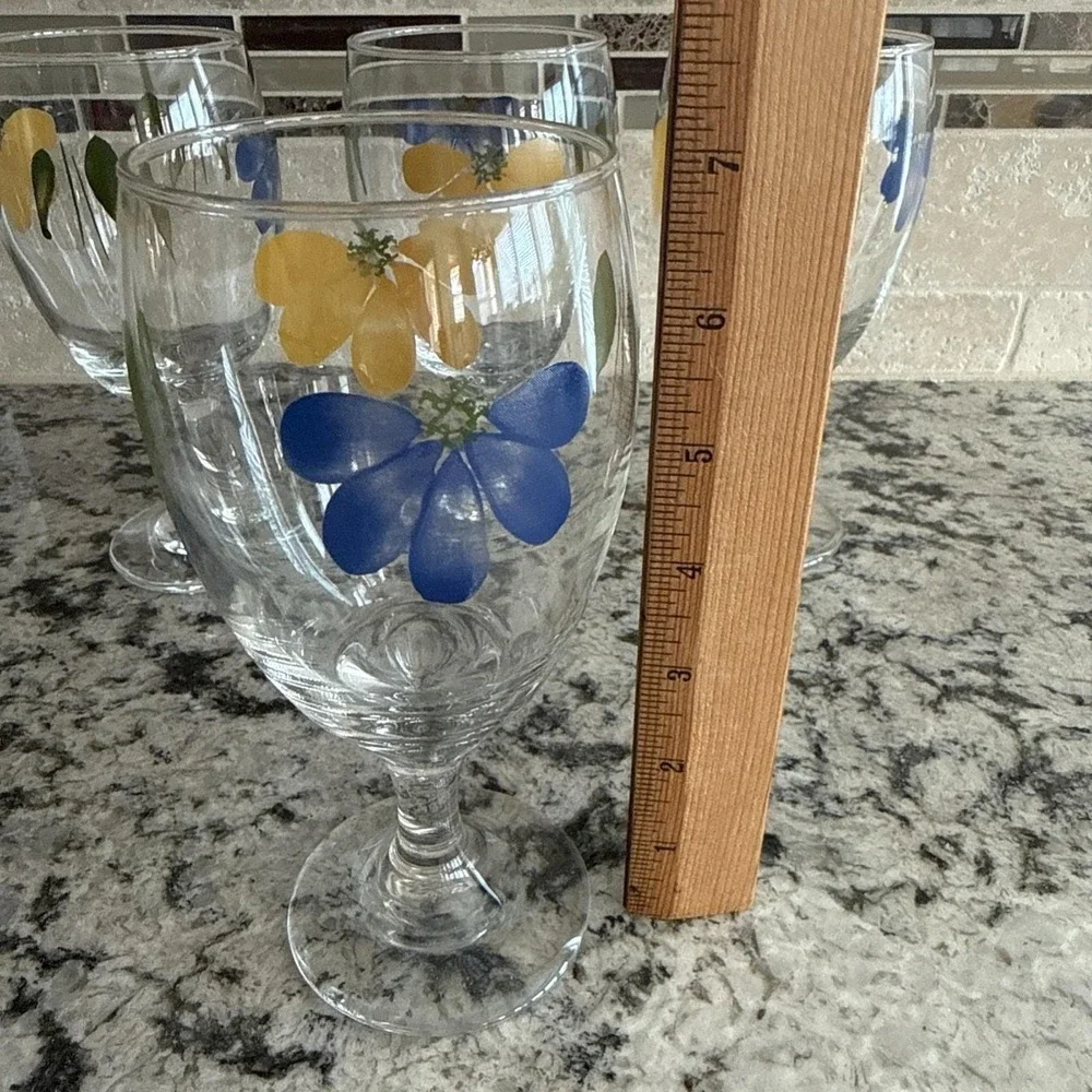Vtg Lot of 4 Maxam Hand Painted Floral Clear Glass Goblets Daisy Italy